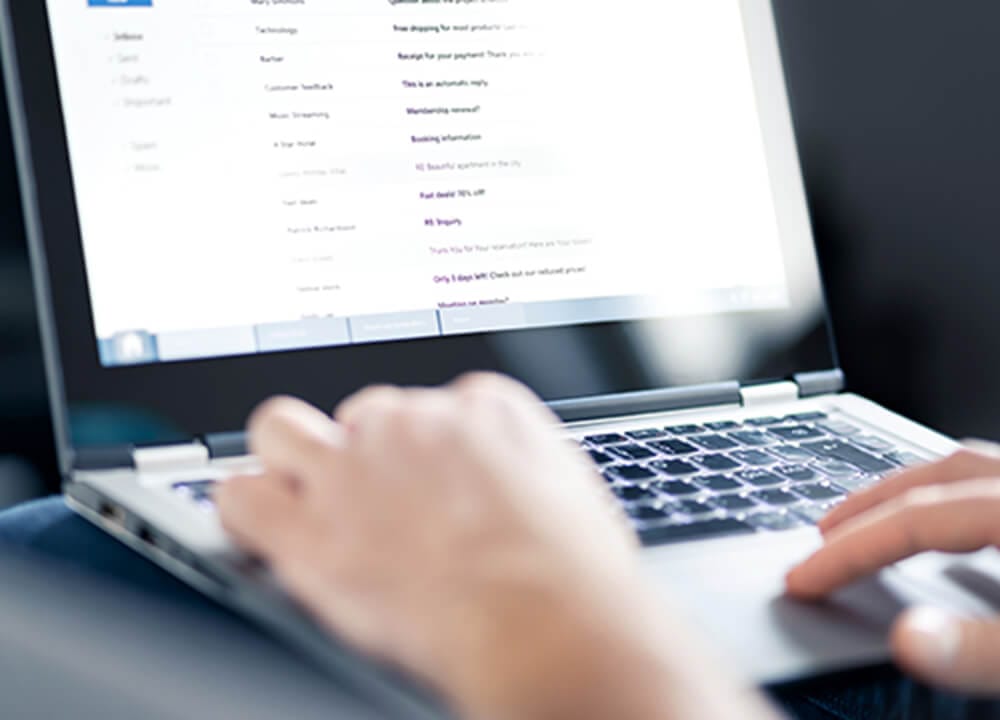 訪問企業をリアルタイムで特定即座にアプローチ 